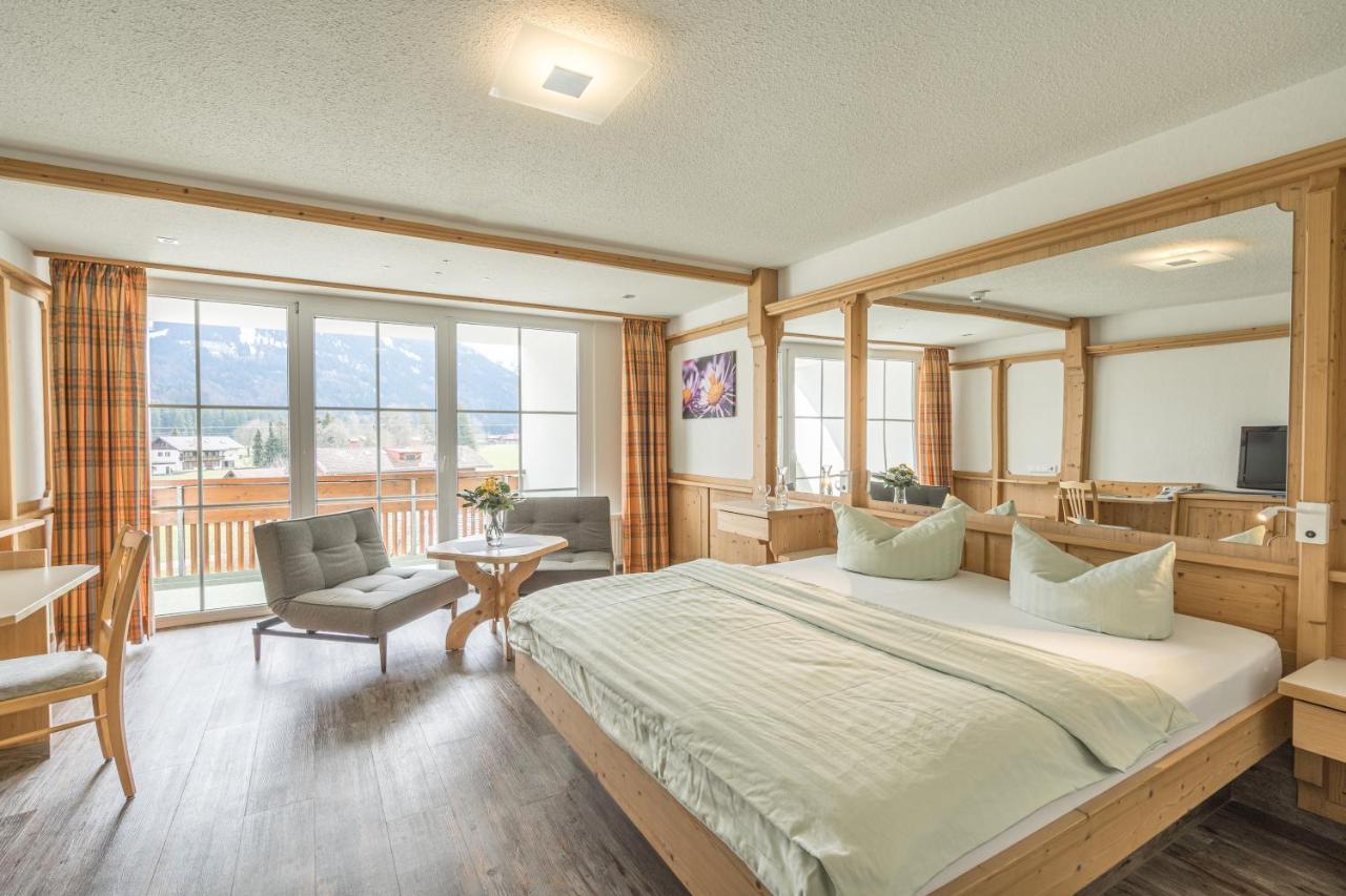 Wohlfuehlhotel Frohsinn Fischen im Allgaeu ภายนอก รูปภาพ